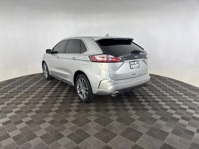 Used 2019 Silver Ford Titanium image 9