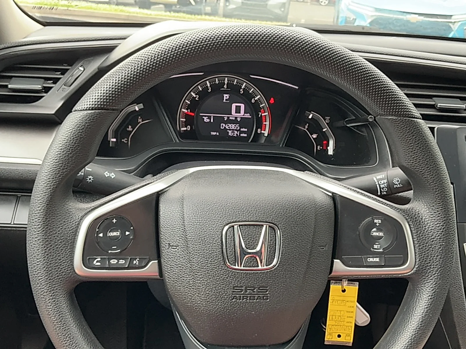 Used 2018  Honda LX image 8