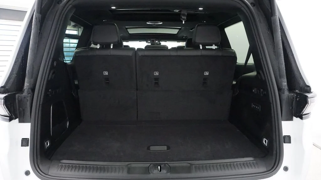 2026 Jeep Grand Wagoneer Limited Reserve - Photo 17