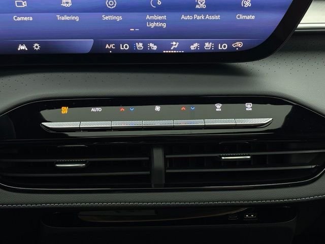 New 2026 Moonstone Gray Metallic Buick Avenir image 32