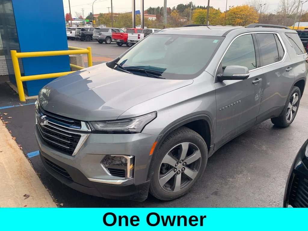 Used 2023 Sterling Gray Metallic Chevrolet LT Leather image 1
