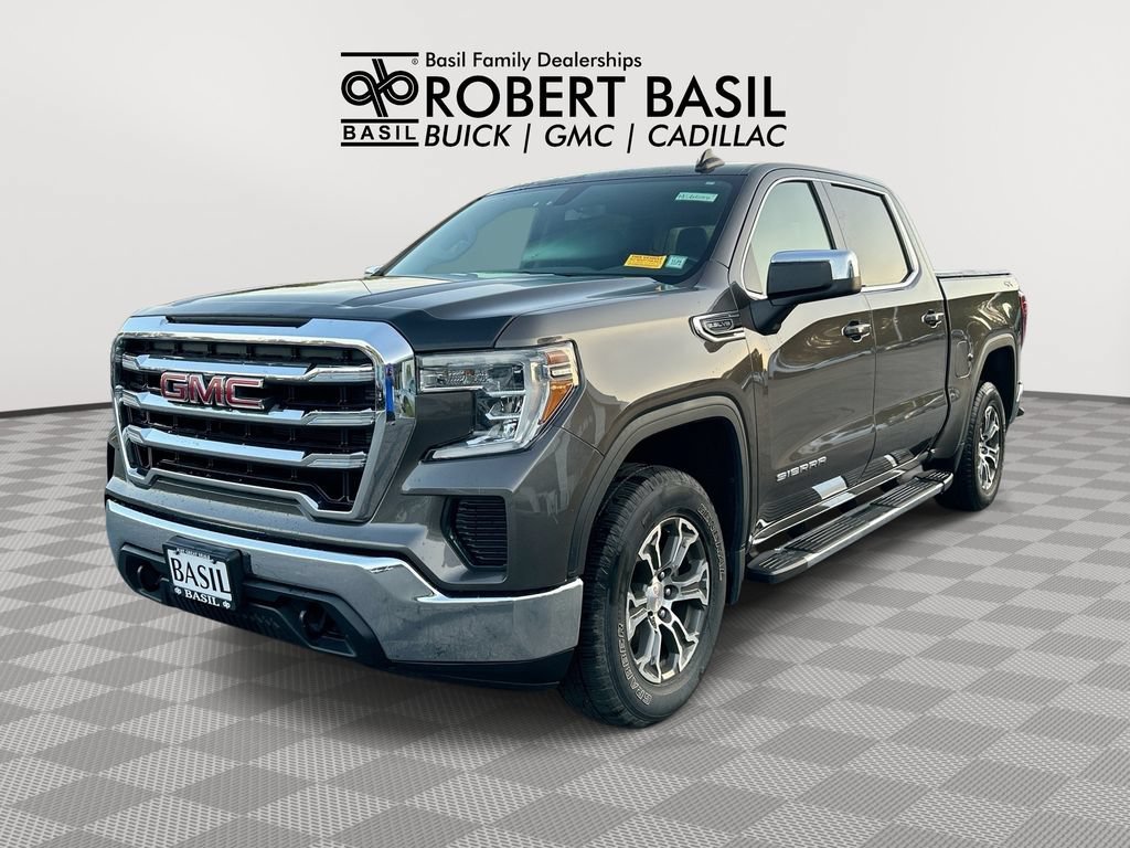 Used 2019 SMOKEY QUARTZ METALLIC GMC SLE image 1