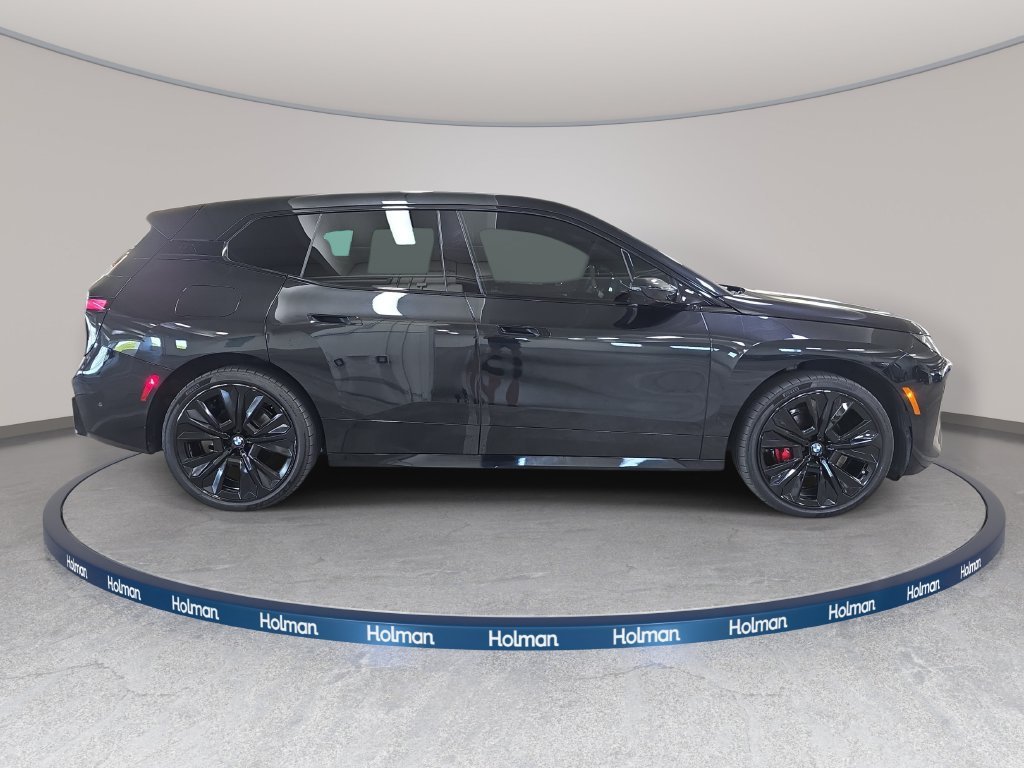 Used 2026 Black Sapphire Metallic BMW xDrive45 image 6