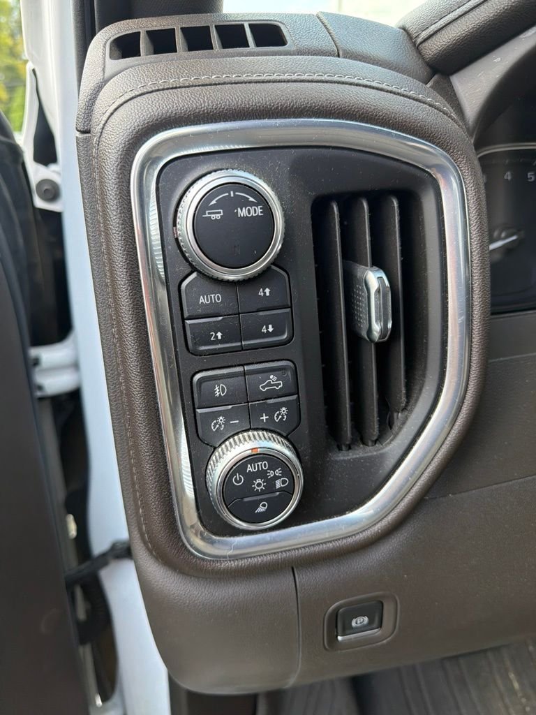 Used 2021 White GMC SLT image 13
