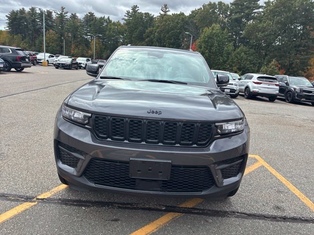 Used 2023 Baltic Gray Metallic Clearcoat Jeep Altitude X image 8