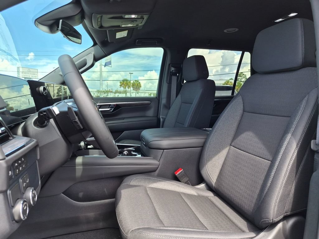 2026 Chevrolet Tahoe LS - Photo 15