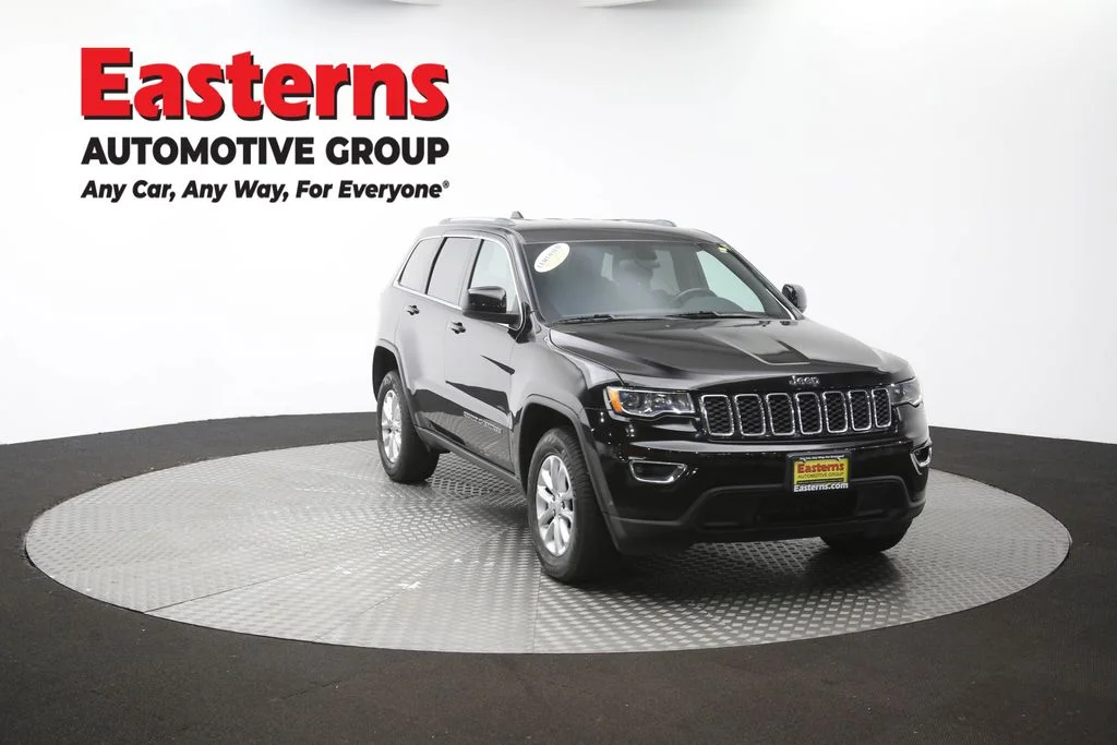 Used 2021 Black Jeep Laredo E image 53