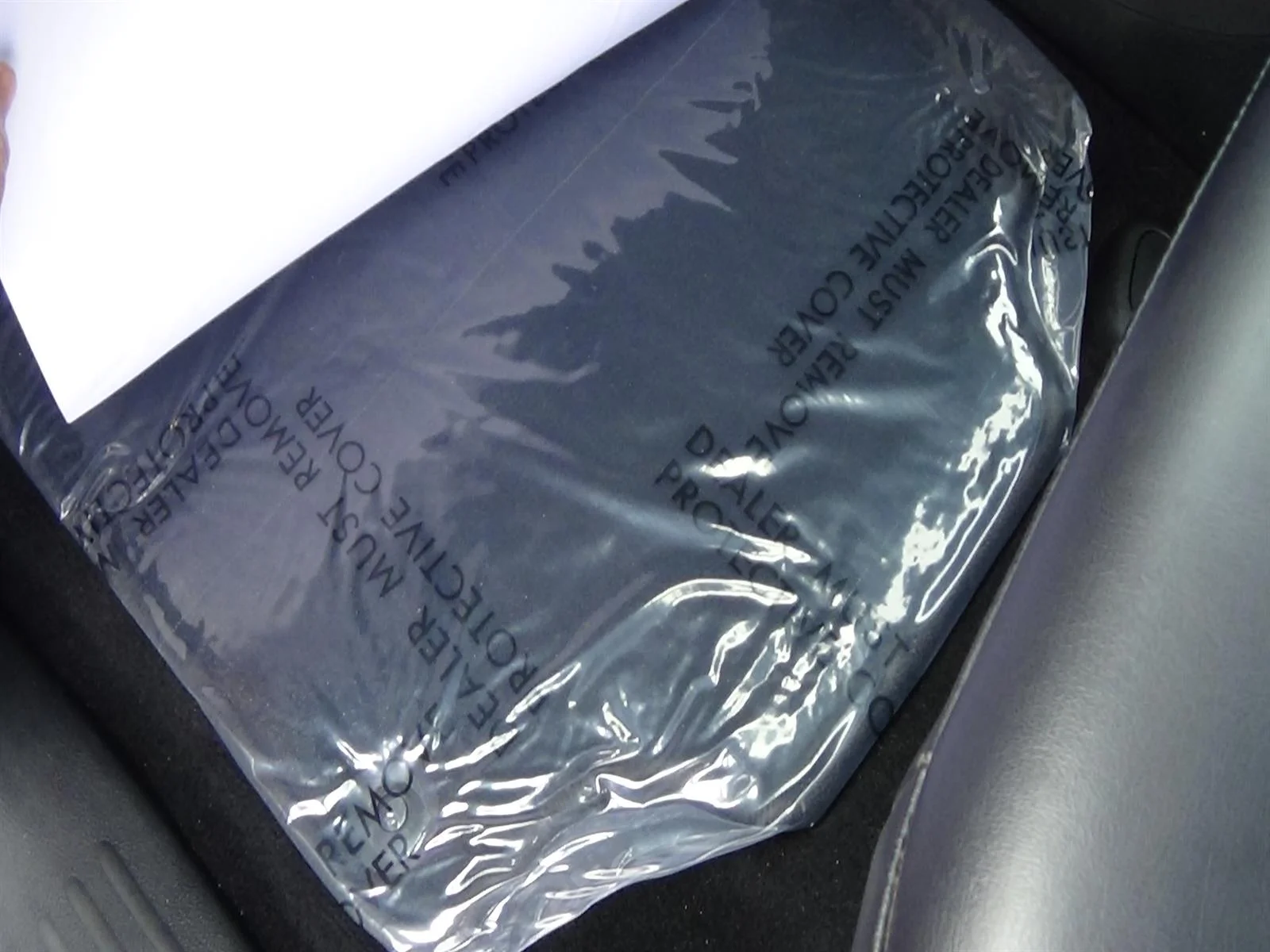 Used 2025 Bright White Clear Coat Chrysler Select image 17
