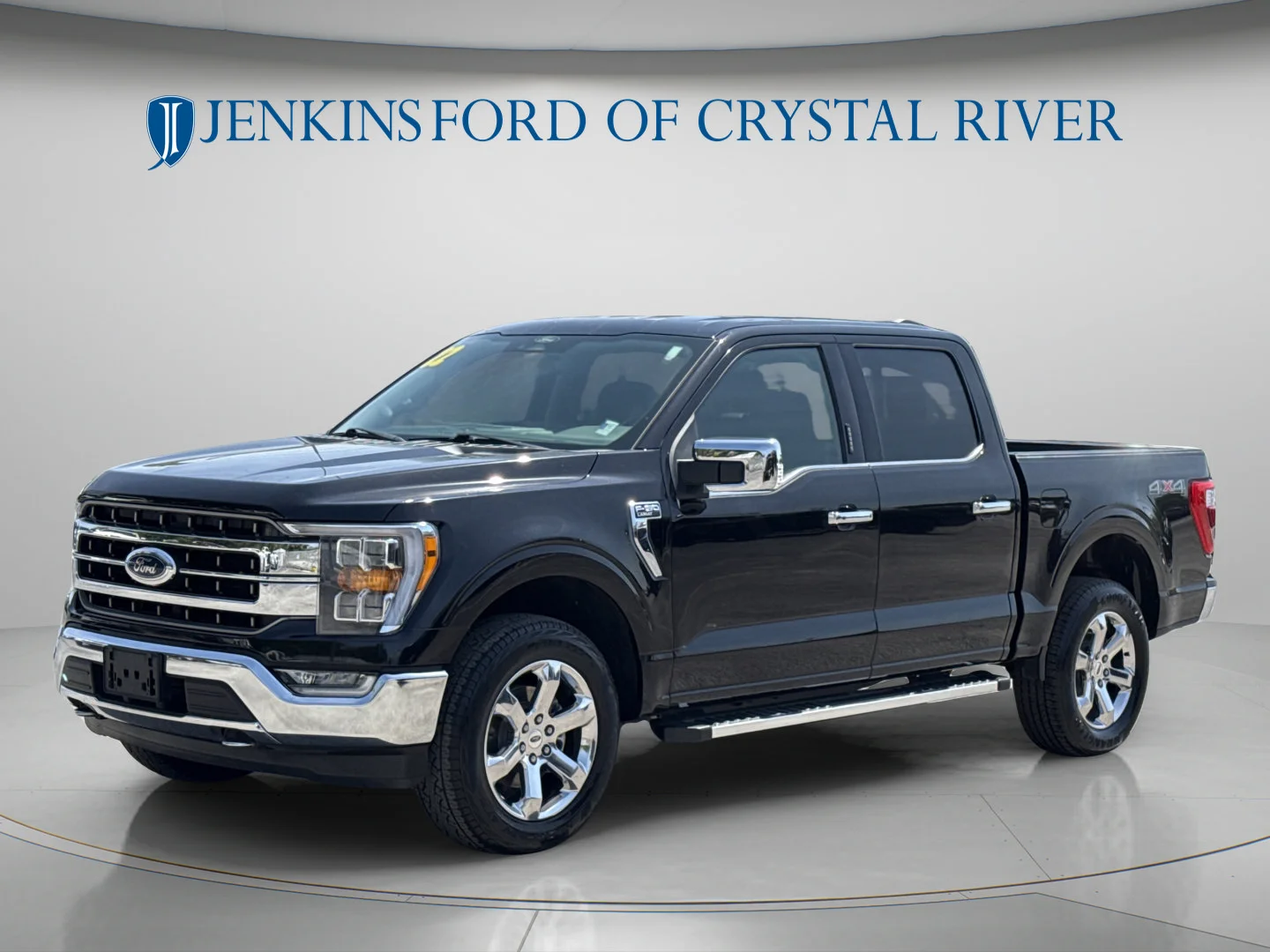 Used 2022 Agate Black Metallic Ford LARIAT image 14