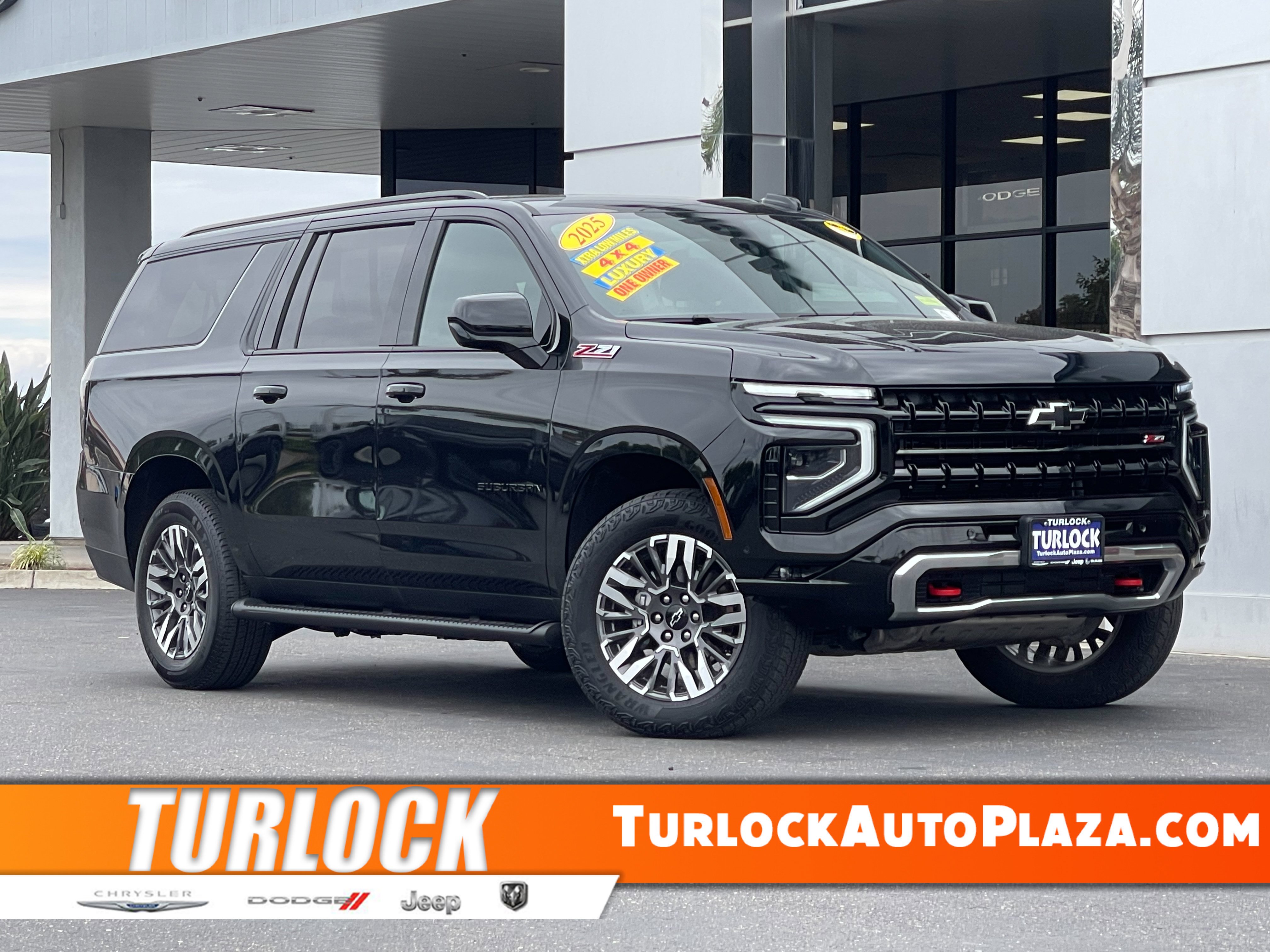 2025 Chevrolet Suburban Z71 4WD's photo