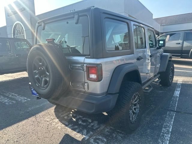 Used 2020 Billet Silver Metallic Clearcoat Jeep Unlimited Sport image 5