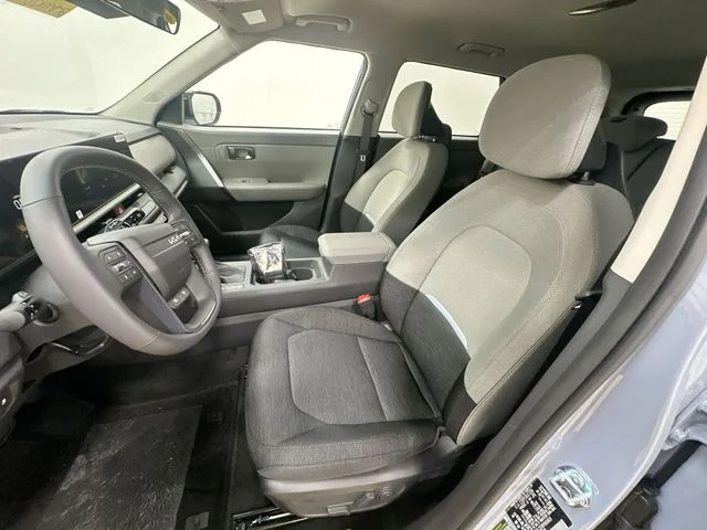 New 2027 Pale Gray Kia S image 14