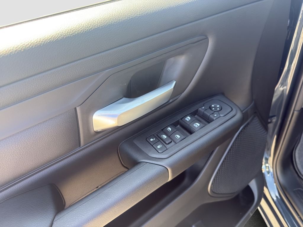 2026 RAM 1500 Tradesman - Photo 12