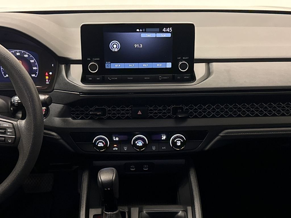 2023 Honda Accord LX - Photo 13