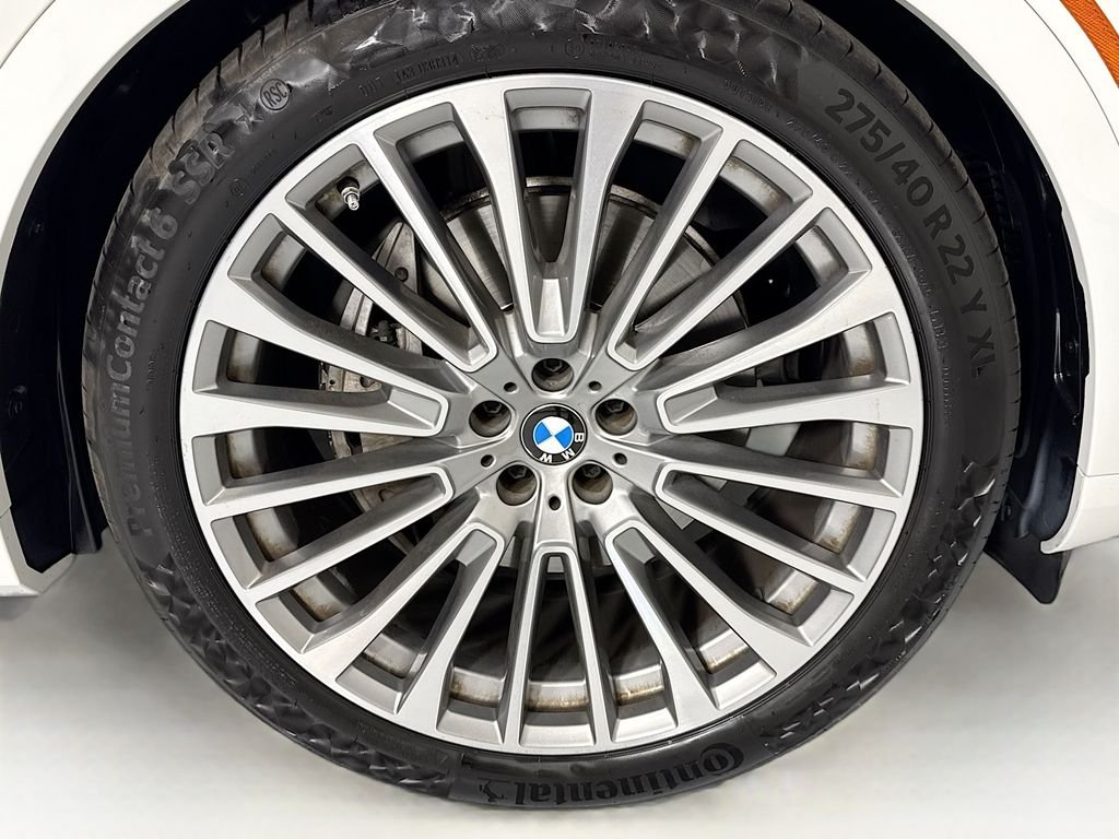 Used 2024 Alpine White BMW xDrive40i image 33
