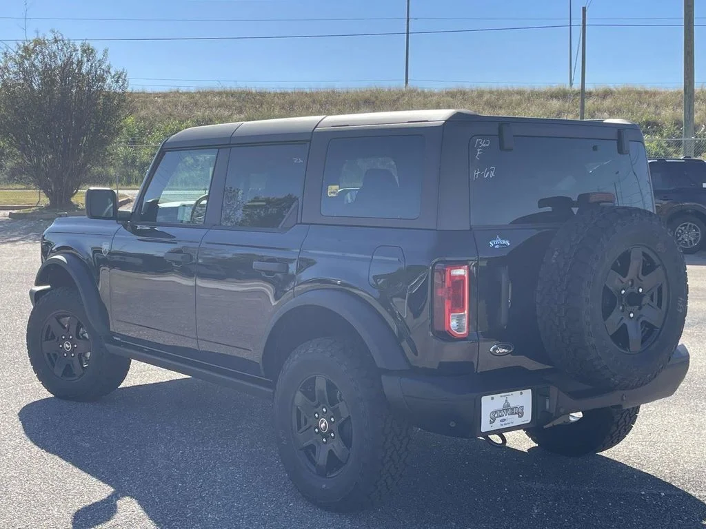 New 2026 Shadow Black Ford Big Bend image 5