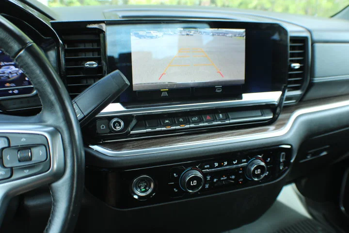 Used 2022 Black Chevrolet LT (2FL) image 12