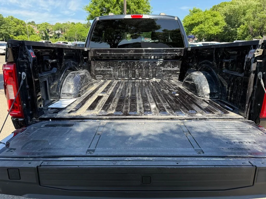 Used 2023 Black Ford XLT image 24