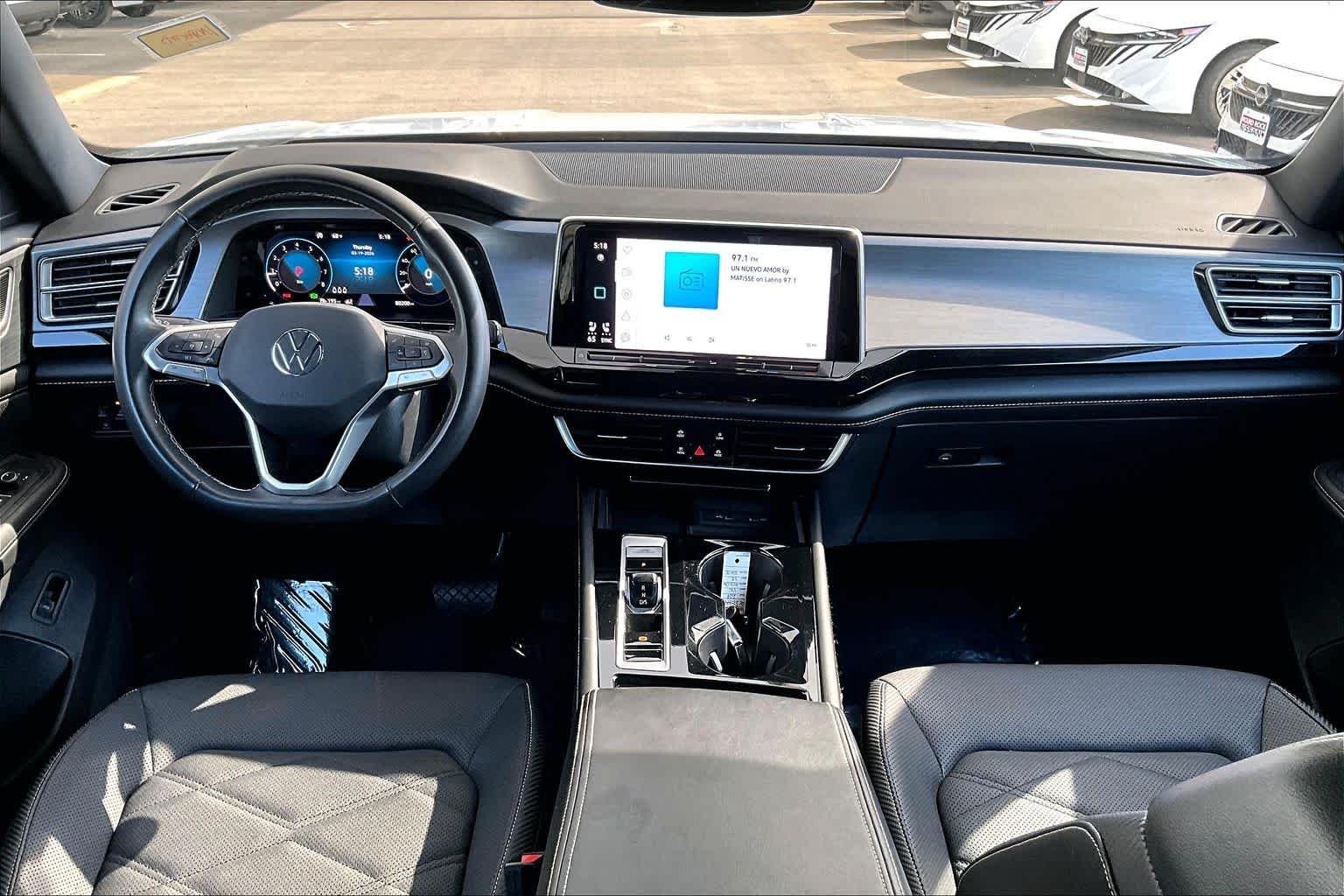 2024 Volkswagen Atlas Cross Sport SE w/Tech - Photo 16