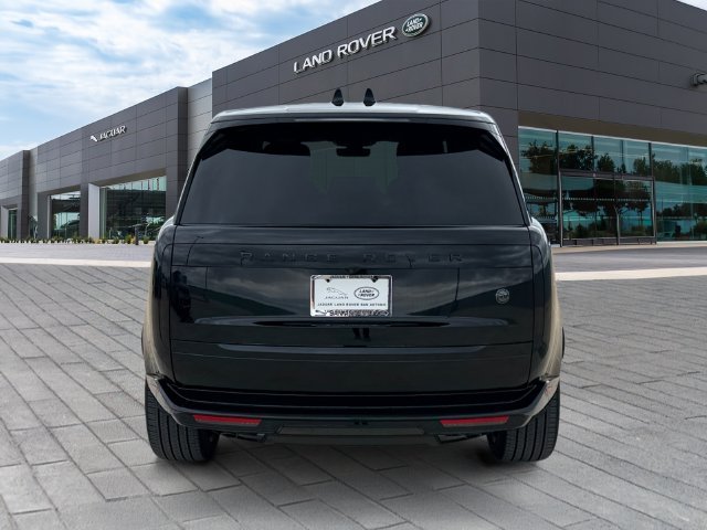 New 2027 Narvik Black Land Rover SV image 4