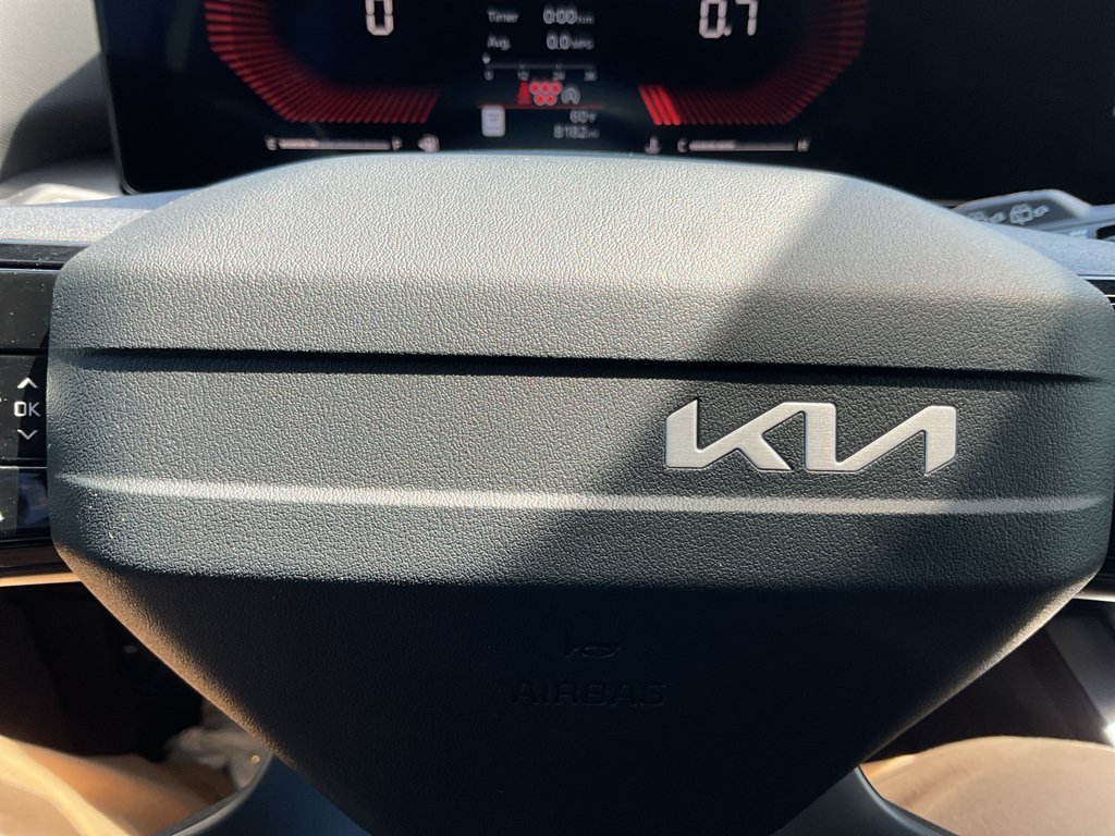 Used 2026 Ivory Silver Kia LX image 34