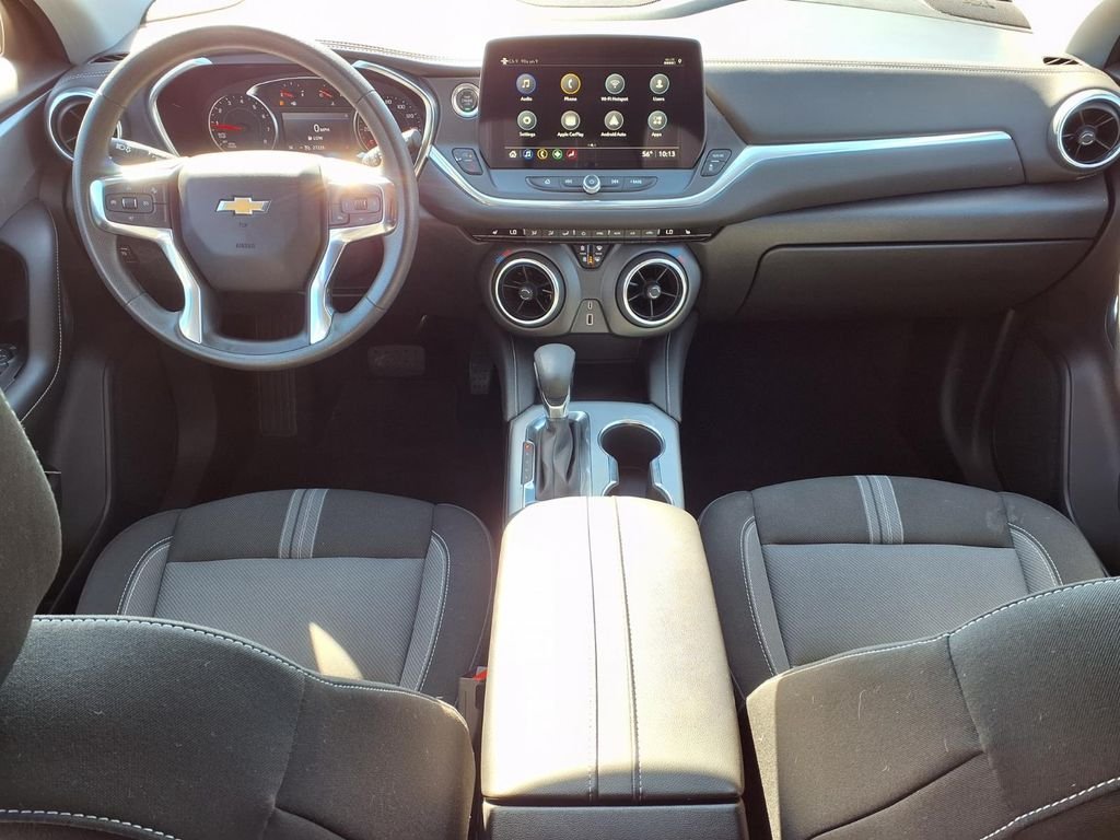 Used 2025 Gray Chevrolet LT image 13