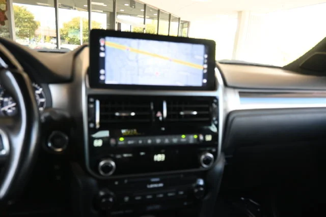 Used 2023 Black Lexus 460 image 32