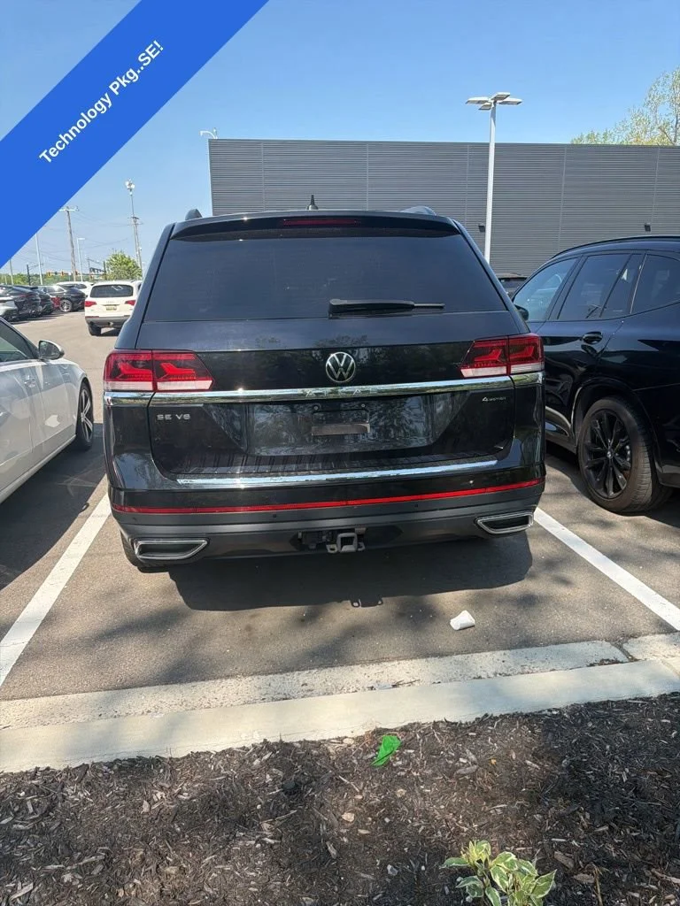 2023 Volkswagen Atlas 3.6L SE w/Tech 4MOTION's photo
