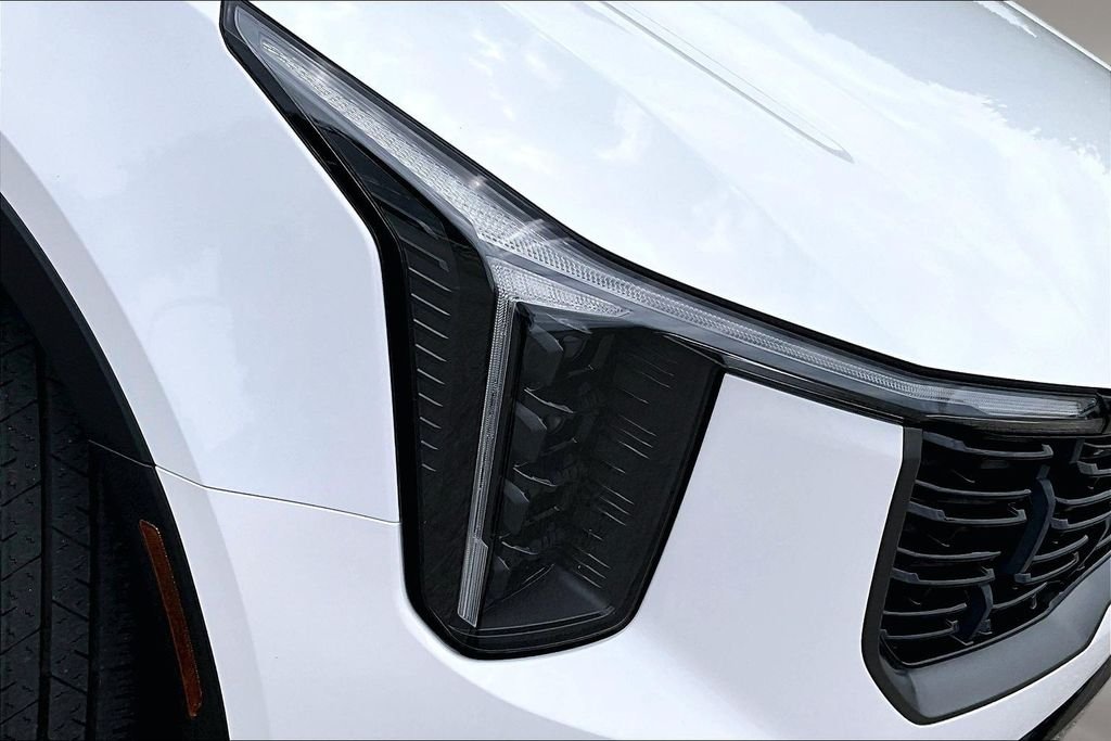Used 2024 White Kia X-Line EX image 29