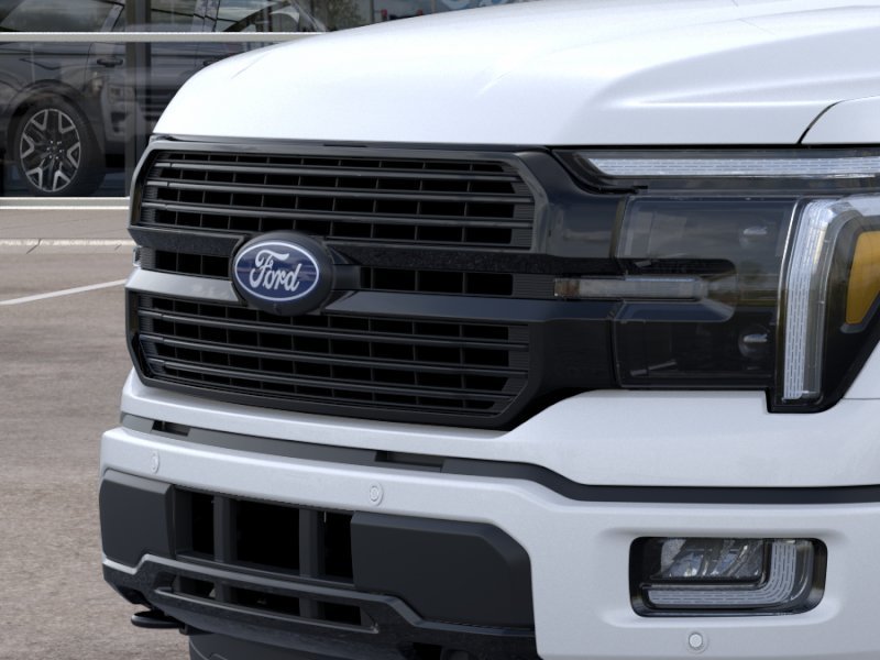 New 2026 Star White Metallic Tri-Coat Ford Platinum image 18