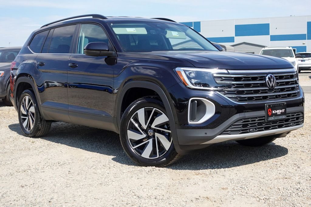 2026 Volkswagen Atlas SE w/Tech - Photo 3