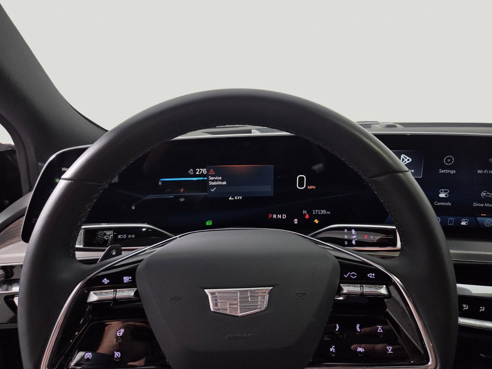 2024 Cadillac LYRIQ Luxury 1 - Photo 10