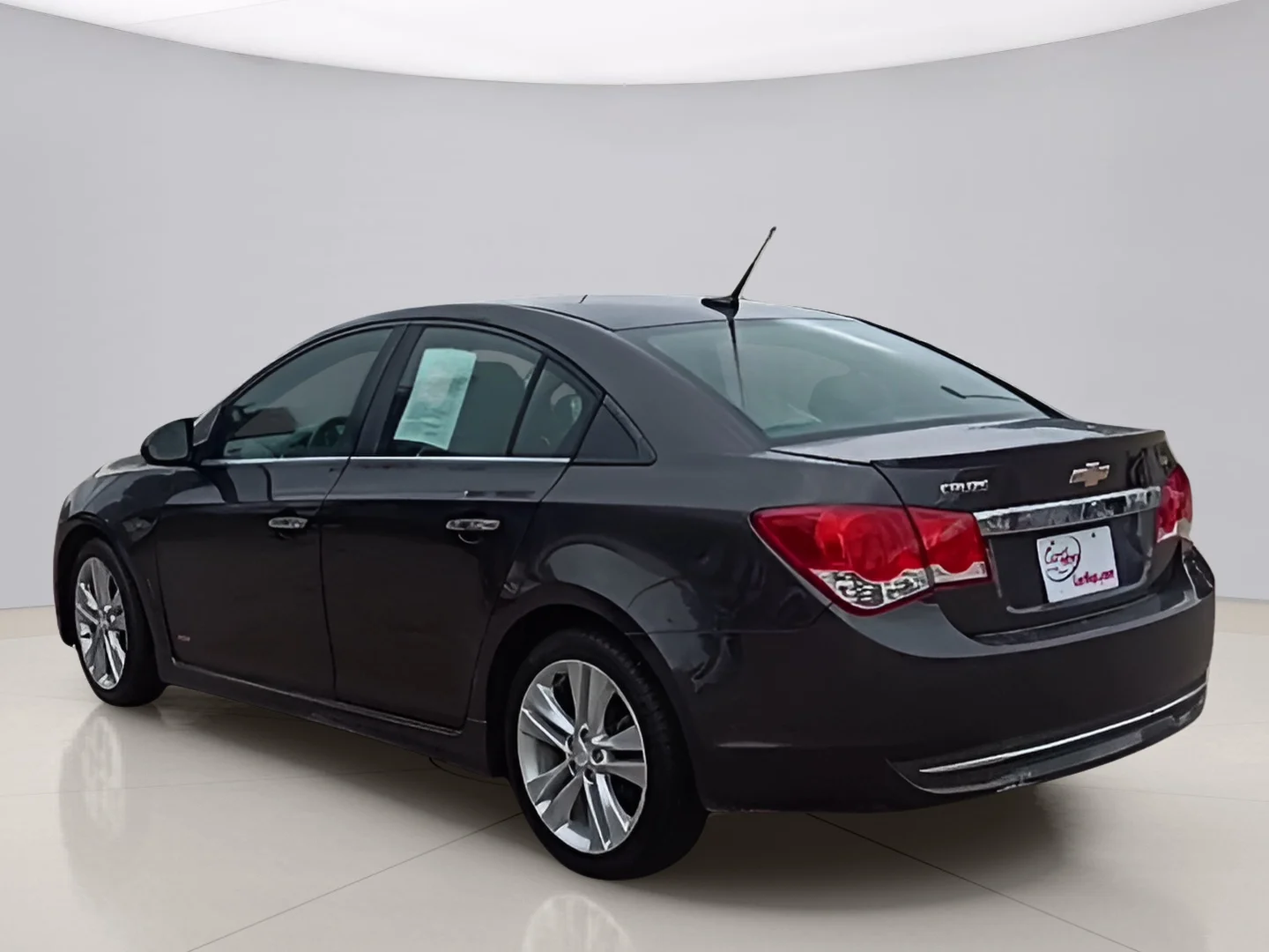Used 2014 Gray Chevrolet LTZ image 3