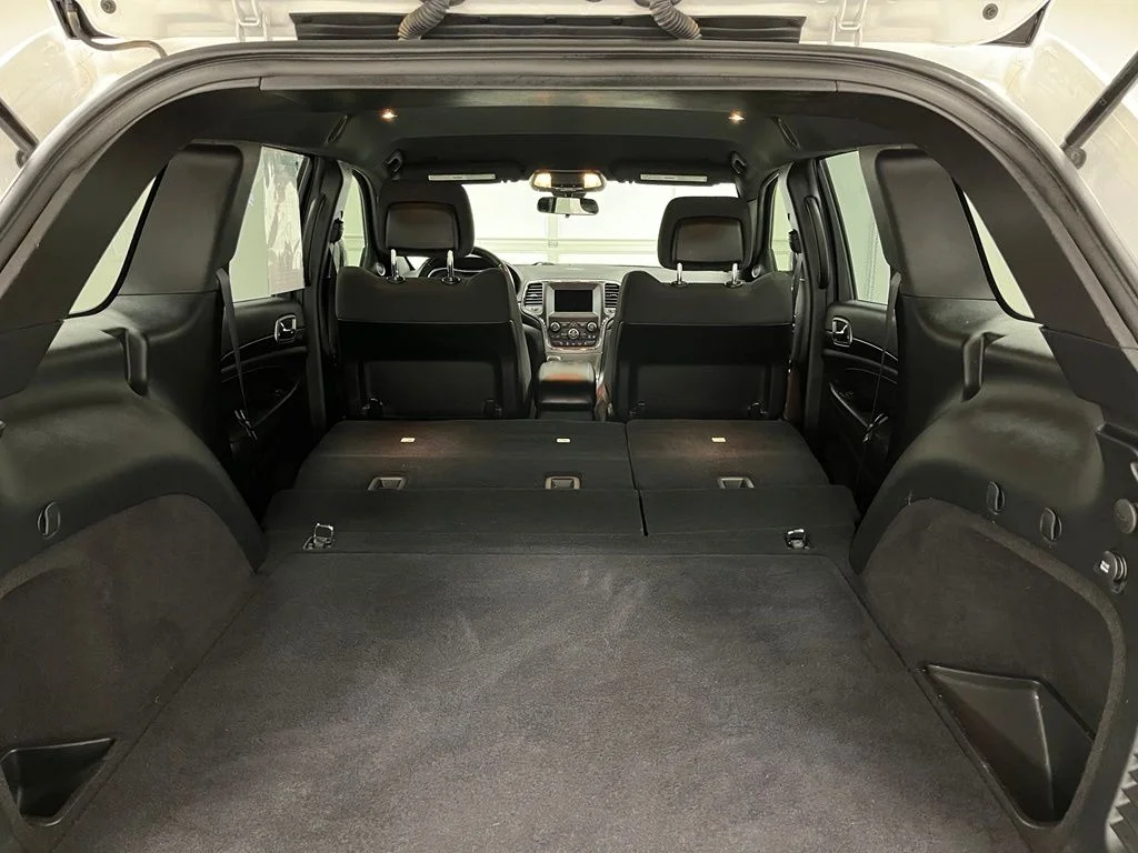 Used 2020 White Jeep Laredo E image 49