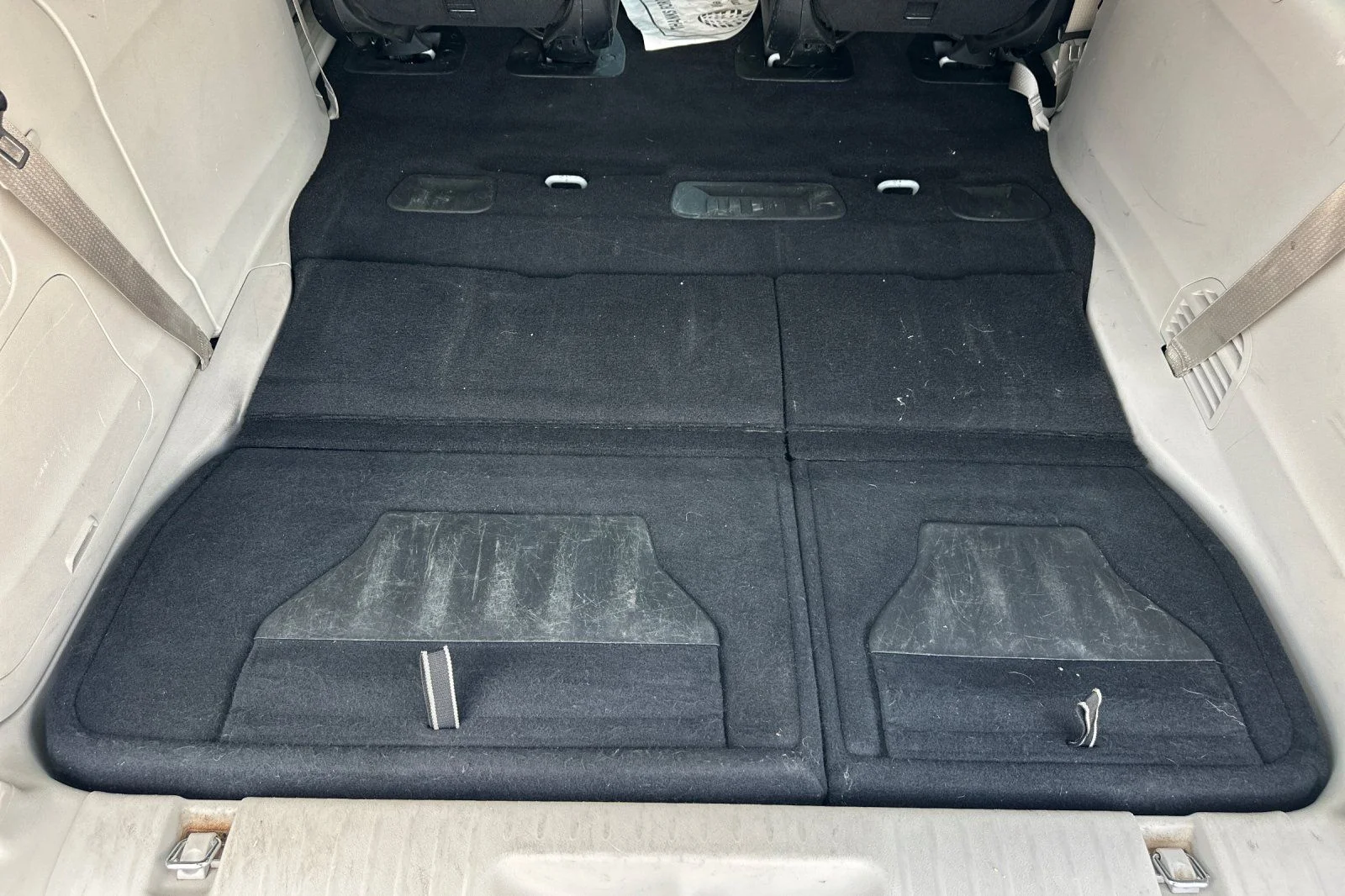 Used 2018 White Chrysler Limited image 16