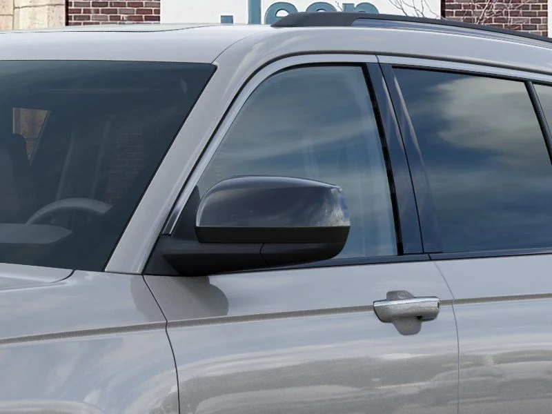 New 2026 Silver Zynith Exterior Paint Jeep Limited Reserve image 12