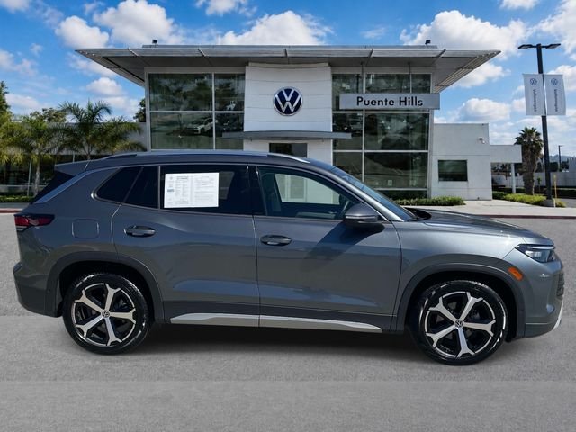 Used 2026 Platinum Gray Metallic Volkswagen 2.0T SE image 3