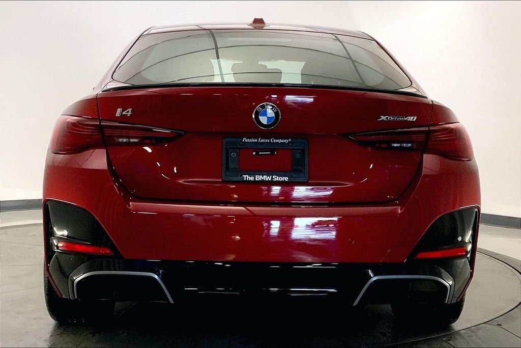 New 2026 Vegas Red Metallic BMW xDrive40 image 3