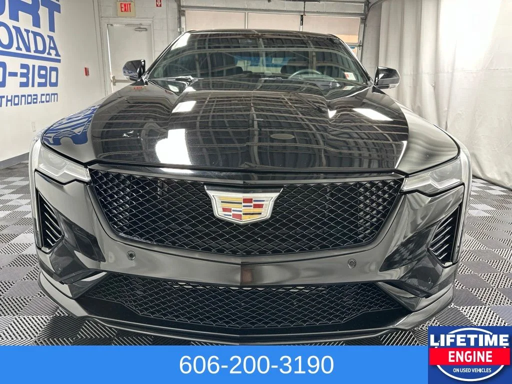Used 2022 Black Cadillac V-Series image 8