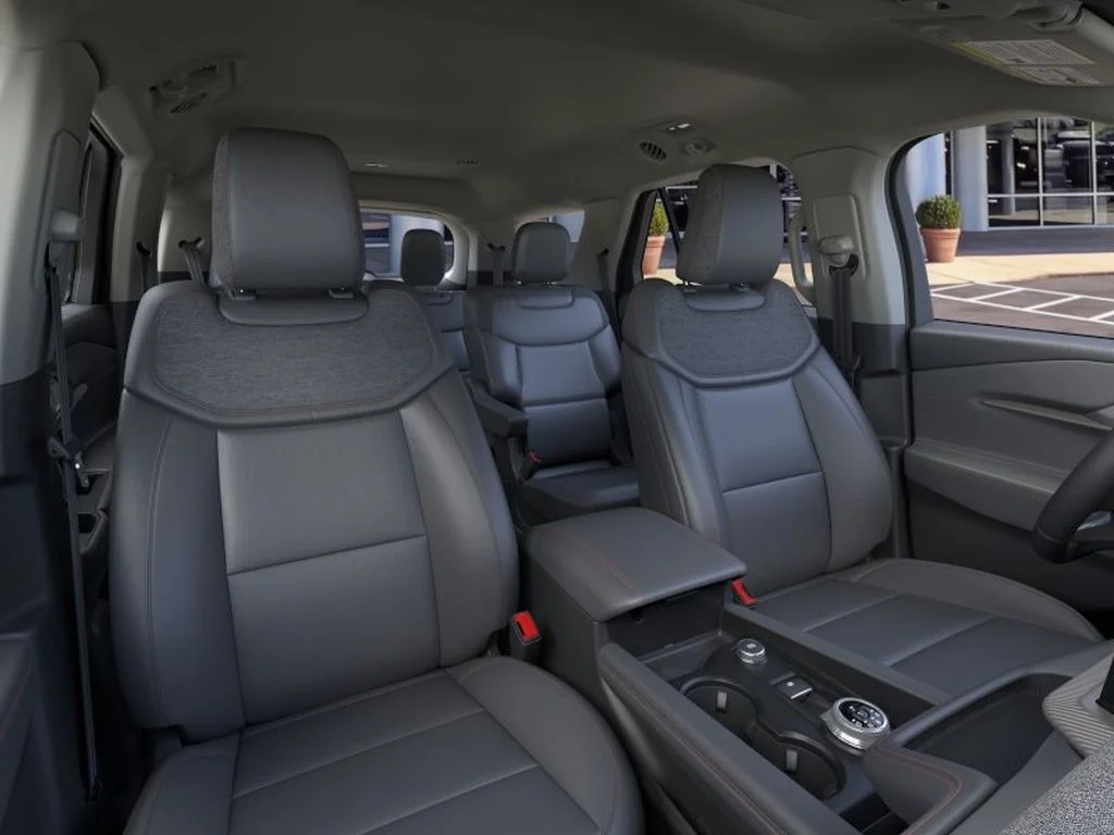 New 2026 Space White Metallic Ford Active™ image 10