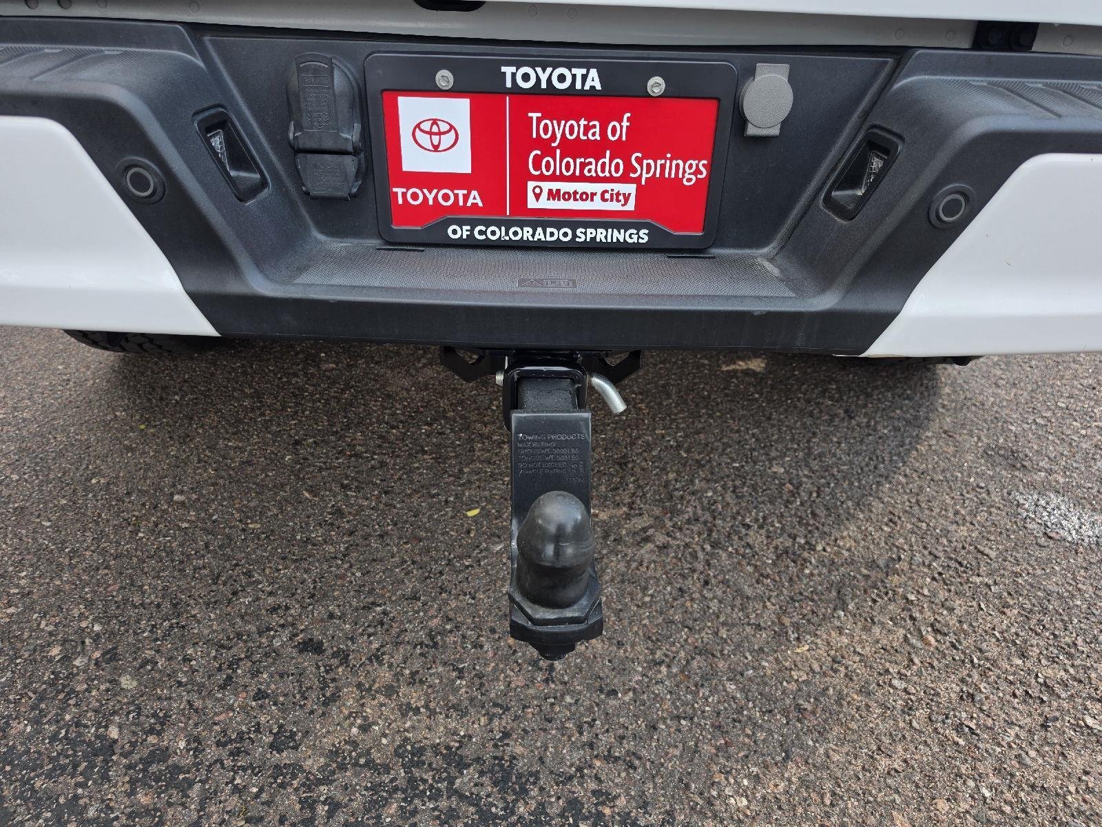 Used 2023 Oxford White Ford XLT image 17
