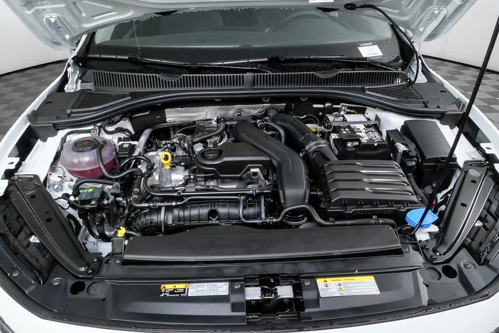 New 2026 Pure White Volkswagen S image 31