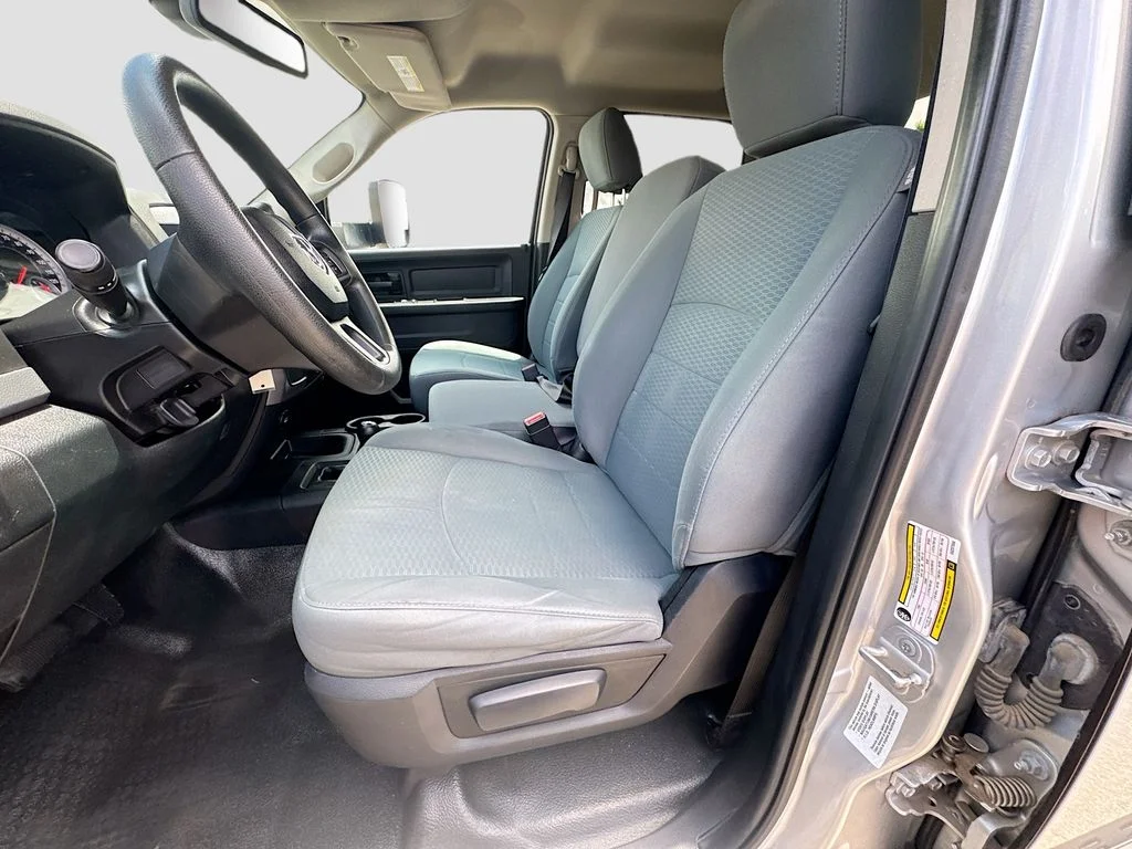 Used 2014 Silver Ram Tradesman image 22