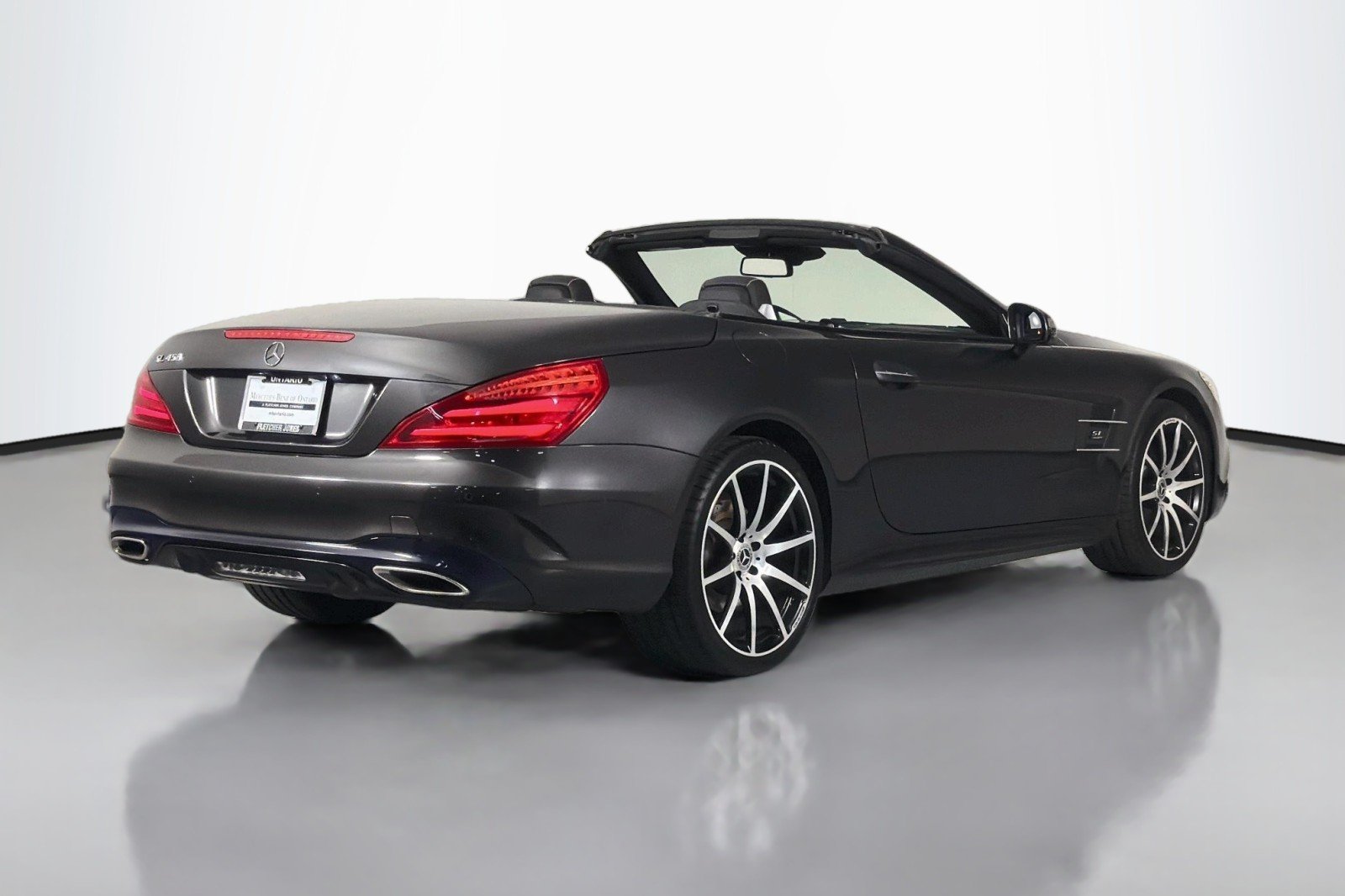 Used 2020 Graphite Grey Metallic Mercedes-Benz 450 image 14