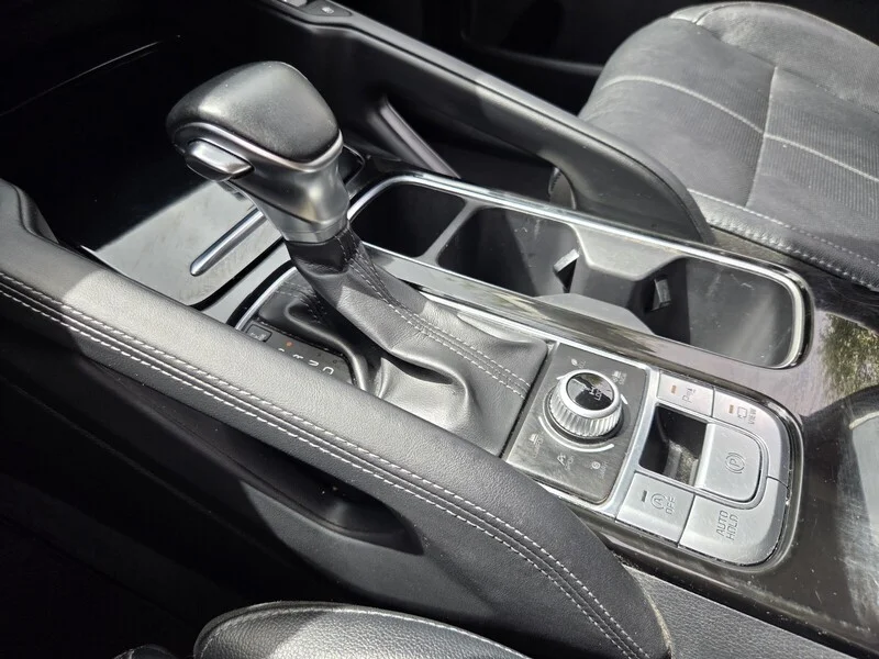 Used 2020 Everlasting Silver KIA SX image 28