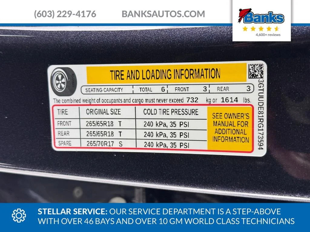 Certified Used 2024 Titanium Rush Metallic GMC SLT image 9