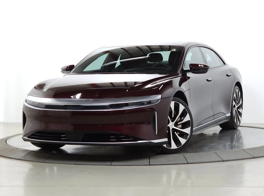 2024 Lucid Air Touring's photo