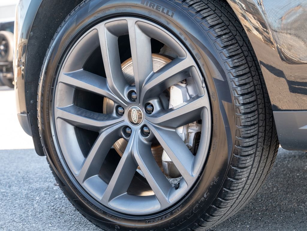 Certified Used 2024 Black Land Rover SE image 9