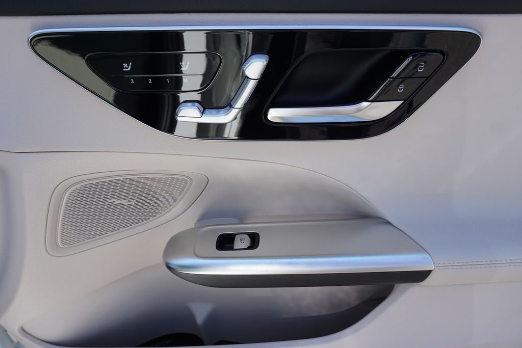 2025 Mercedes-Benz C-Class Sedan C 300 - Photo 62
