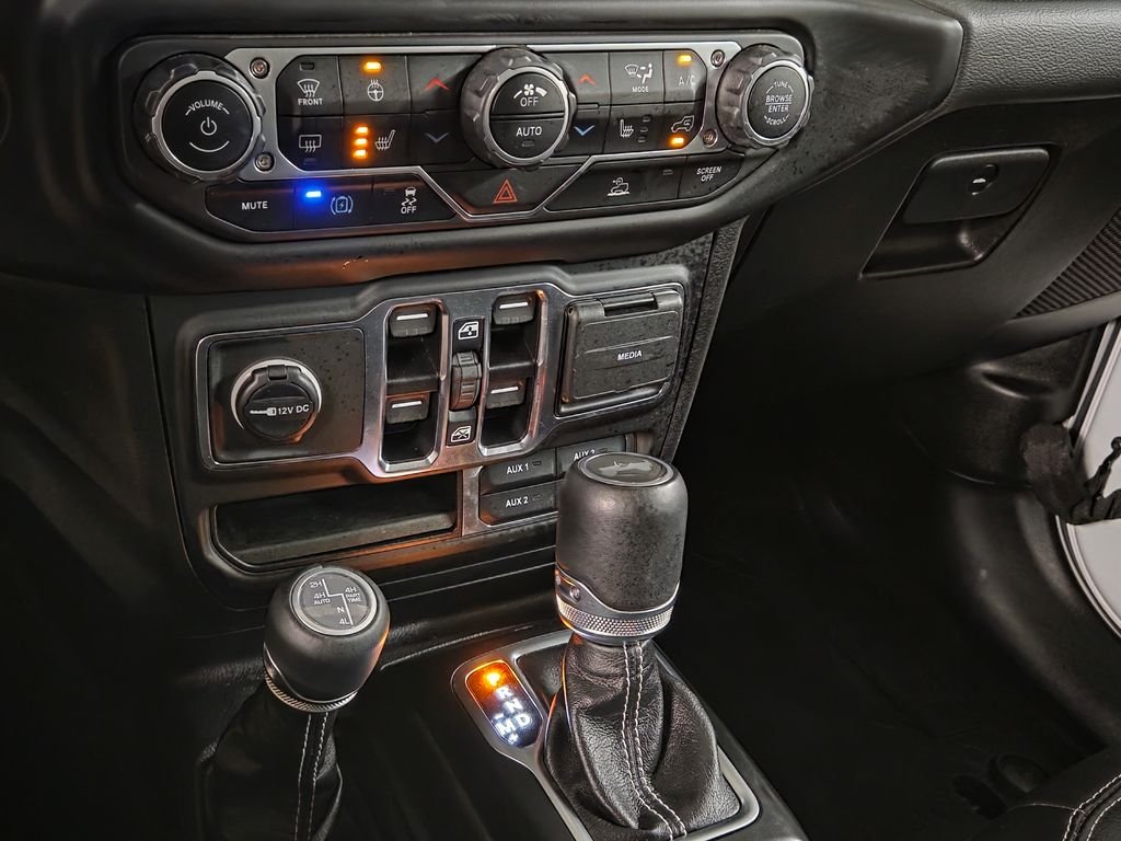 Used 2023 White Jeep Sahara 4xe image 27